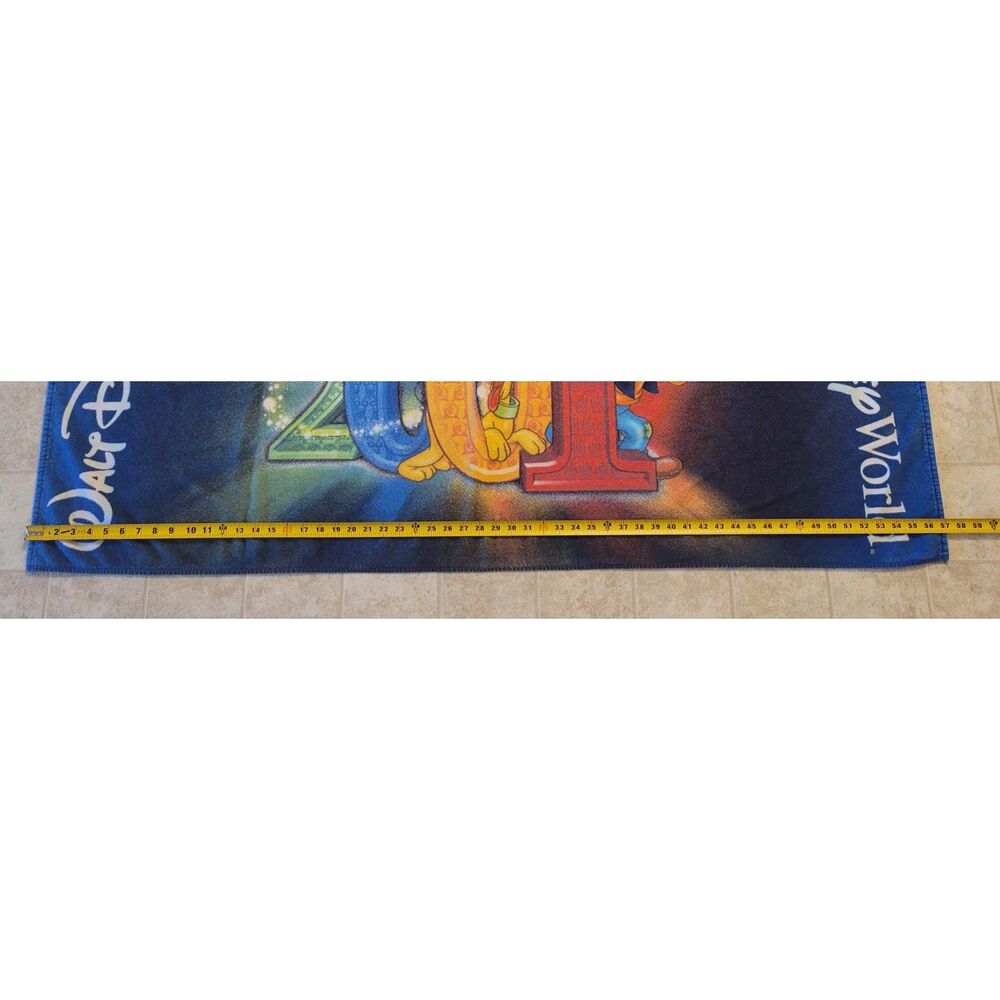 Vintage 2001 Walt Disney World Beach Towel 100 % Cotton - Picture 4 of 8